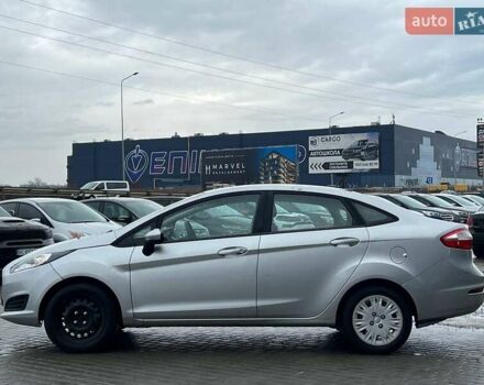 Серый Форд Фиеста, объемом двигателя 1.6 л и пробегом 177 тыс. км за 7340 $, фото 2 на Automoto.ua