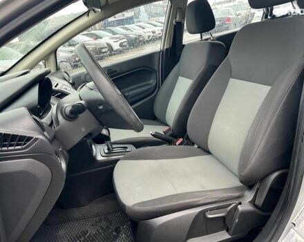 Серый Форд Фиеста, объемом двигателя 1.6 л и пробегом 177 тыс. км за 7340 $, фото 17 на Automoto.ua