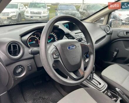 Серый Форд Фиеста, объемом двигателя 1.6 л и пробегом 177 тыс. км за 7340 $, фото 16 на Automoto.ua