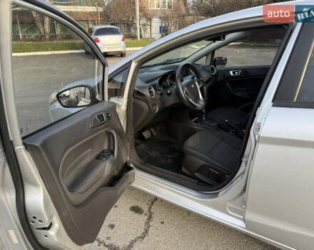 Сірий Форд Фієста, об'ємом двигуна 1.6 л та пробігом 89 тис. км за 6300 $, фото 9 на Automoto.ua