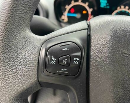 Серый Форд Фиеста, объемом двигателя 1.6 л и пробегом 177 тыс. км за 6840 $, фото 22 на Automoto.ua