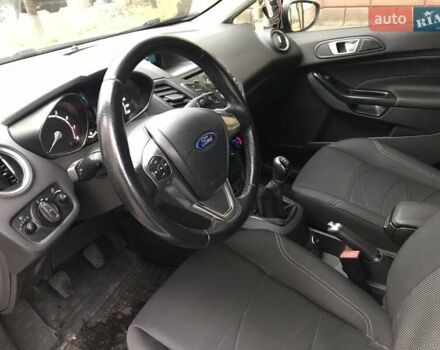 Сірий Форд Фієста, об'ємом двигуна 1 л та пробігом 116 тис. км за 6000 $, фото 10 на Automoto.ua