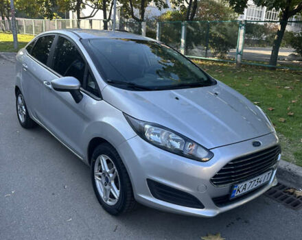 Серый Форд Фиеста, объемом двигателя 1.6 л и пробегом 165 тыс. км за 7900 $, фото 1 на Automoto.ua