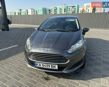 Серый Форд Фиеста, объемом двигателя 1.6 л и пробегом 145 тыс. км за 7500 $, фото 1 на Automoto.ua
