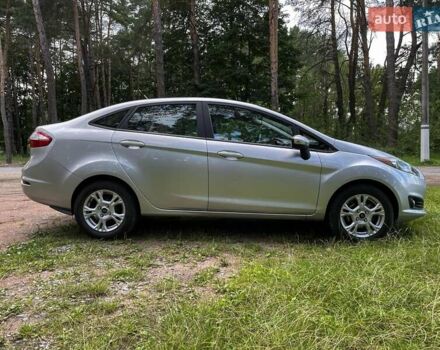 Серый Форд Фиеста, объемом двигателя 1.6 л и пробегом 75 тыс. км за 8500 $, фото 9 на Automoto.ua