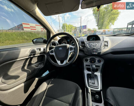 Серый Форд Фиеста, объемом двигателя 1.6 л и пробегом 145 тыс. км за 7400 $, фото 13 на Automoto.ua