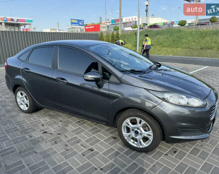 Серый Форд Фиеста, объемом двигателя 1.6 л и пробегом 145 тыс. км за 7400 $, фото 3 на Automoto.ua
