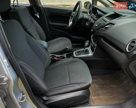 Серый Форд Фиеста, объемом двигателя 1.6 л и пробегом 75 тыс. км за 8500 $, фото 11 на Automoto.ua