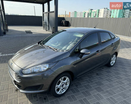 Серый Форд Фиеста, объемом двигателя 1.6 л и пробегом 145 тыс. км за 7500 $, фото 3 на Automoto.ua