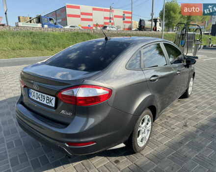 Серый Форд Фиеста, объемом двигателя 1.6 л и пробегом 145 тыс. км за 7500 $, фото 10 на Automoto.ua