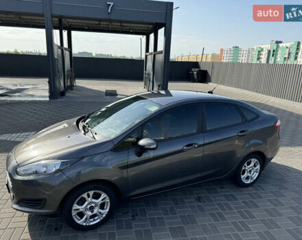 Серый Форд Фиеста, объемом двигателя 1.6 л и пробегом 145 тыс. км за 7400 $, фото 7 на Automoto.ua