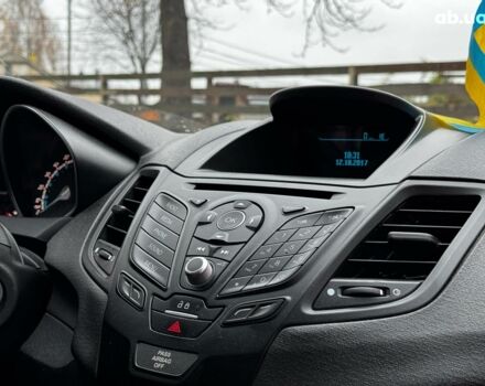 Серый Форд Фиеста, объемом двигателя 1.6 л и пробегом 148 тыс. км за 7940 $, фото 21 на Automoto.ua