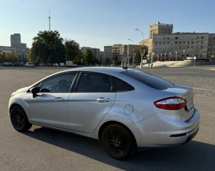 Серый Форд Фиеста, объемом двигателя 1.6 л и пробегом 75 тыс. км за 8800 $, фото 3 на Automoto.ua