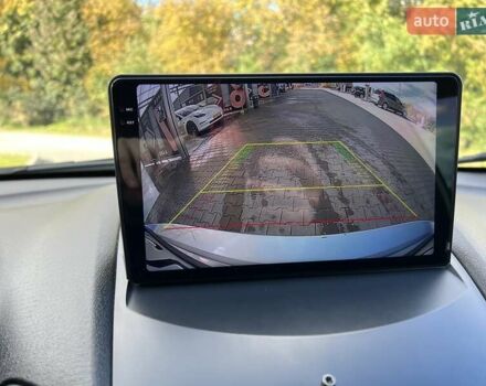 Серый Форд Фиеста, объемом двигателя 1.6 л и пробегом 195 тыс. км за 8000 $, фото 27 на Automoto.ua