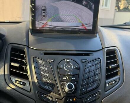 Серый Форд Фиеста, объемом двигателя 1.6 л и пробегом 75 тыс. км за 8800 $, фото 14 на Automoto.ua