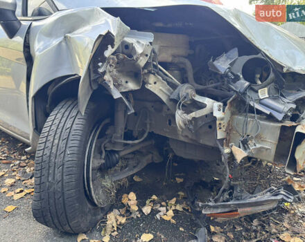 Серый Форд Фиеста, объемом двигателя 1.6 л и пробегом 148 тыс. км за 3600 $, фото 10 на Automoto.ua