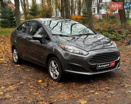 Серый Форд Фиеста, объемом двигателя 1.6 л и пробегом 148 тыс. км за 7940 $, фото 2 на Automoto.ua