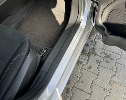 Серый Форд Фиеста, объемом двигателя 1.6 л и пробегом 195 тыс. км за 8000 $, фото 24 на Automoto.ua