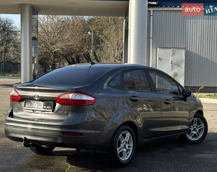 Серый Форд Фиеста, объемом двигателя 1.6 л и пробегом 107 тыс. км за 8199 $, фото 5 на Automoto.ua