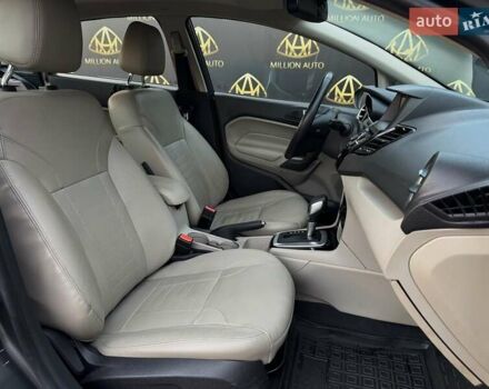 Серый Форд Фиеста, объемом двигателя 1.6 л и пробегом 86 тыс. км за 7999 $, фото 11 на Automoto.ua