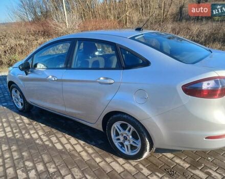 Серый Форд Фиеста, объемом двигателя 1.6 л и пробегом 165 тыс. км за 7000 $, фото 13 на Automoto.ua