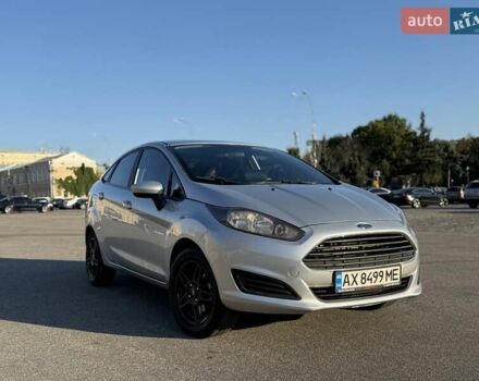Серый Форд Фиеста, объемом двигателя 1.6 л и пробегом 75 тыс. км за 8800 $, фото 1 на Automoto.ua