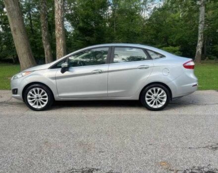 Серый Форд Фиеста, объемом двигателя 1.6 л и пробегом 68 тыс. км за 5100 $, фото 2 на Automoto.ua