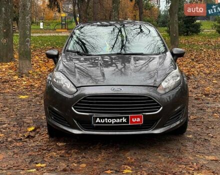 Серый Форд Фиеста, объемом двигателя 1.6 л и пробегом 148 тыс. км за 7940 $, фото 1 на Automoto.ua