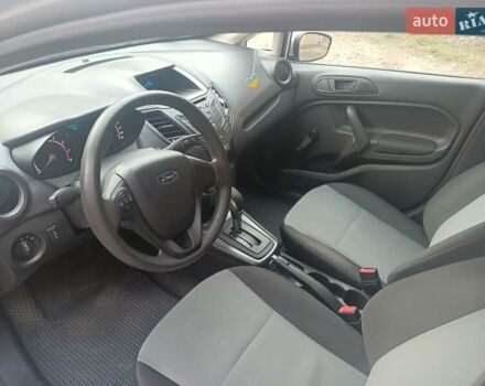 Форд Фиеста 2017 в Ивано-Франковске на Automoto.ua Серый Форд Фиеста, объемом двигателя 1.6 л и пробегом 168 тыс. км за 7100 $, фото 12 на Automoto.ua