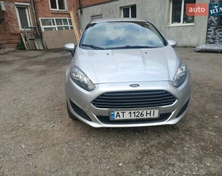 Форд Фиеста 2017 в Ивано-Франковске на Automoto.ua Серый Форд Фиеста, объемом двигателя 1.6 л и пробегом 168 тыс. км за 7100 $, фото 2 на Automoto.ua