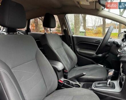 Серый Форд Фиеста, объемом двигателя 1.6 л и пробегом 148 тыс. км за 7940 $, фото 17 на Automoto.ua