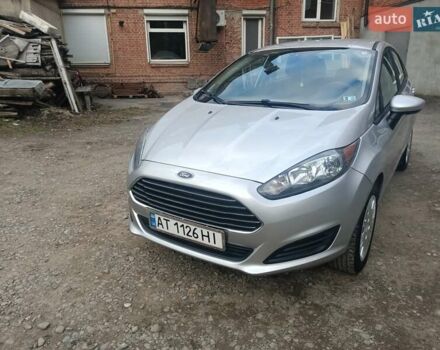Форд Фиеста 2017 в Ивано-Франковске на Automoto.ua Серый Форд Фиеста, объемом двигателя 1.6 л и пробегом 168 тыс. км за 7100 $, фото 1 на Automoto.ua