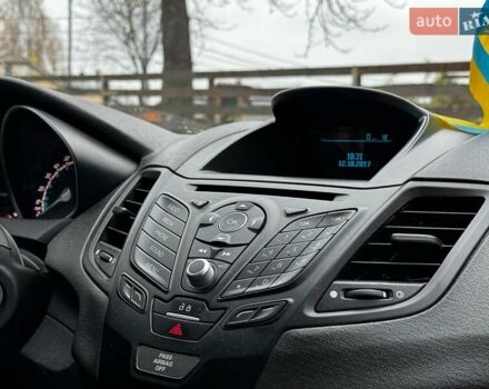 Серый Форд Фиеста, объемом двигателя 1.6 л и пробегом 148 тыс. км за 7940 $, фото 21 на Automoto.ua