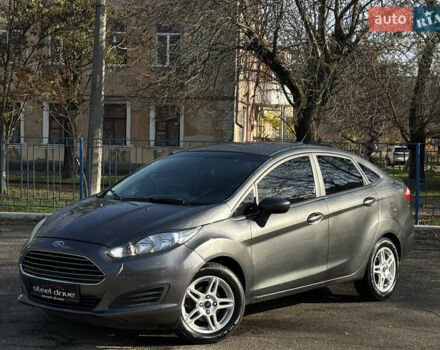 Серый Форд Фиеста, объемом двигателя 1.6 л и пробегом 107 тыс. км за 8199 $, фото 1 на Automoto.ua
