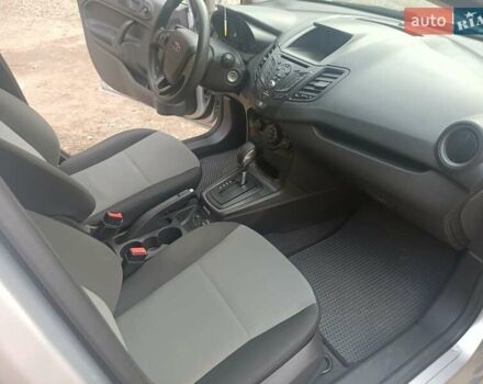 Форд Фиеста 2017 в Ивано-Франковске на Automoto.ua Серый Форд Фиеста, объемом двигателя 1.6 л и пробегом 168 тыс. км за 7100 $, фото 18 на Automoto.ua