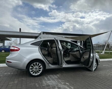 Серый Форд Фиеста, объемом двигателя 1.6 л и пробегом 162 тыс. км за 10200 $, фото 7 на Automoto.ua