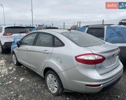 Сірий Форд Фієста, об'ємом двигуна 1.6 л та пробігом 118 тис. км за 5400 $, фото 1 на Automoto.ua