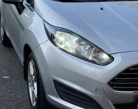 Сірий Форд Фієста, об'ємом двигуна 1.6 л та пробігом 142 тис. км за 6990 $, фото 2 на Automoto.ua