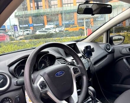 Сірий Форд Фієста, об'ємом двигуна 1.6 л та пробігом 135 тис. км за 9000 $, фото 1 на Automoto.ua