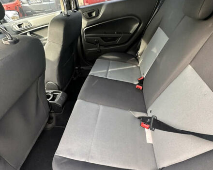 Серый Форд Фиеста, объемом двигателя 1.6 л и пробегом 82 тыс. км за 7600 $, фото 7 на Automoto.ua