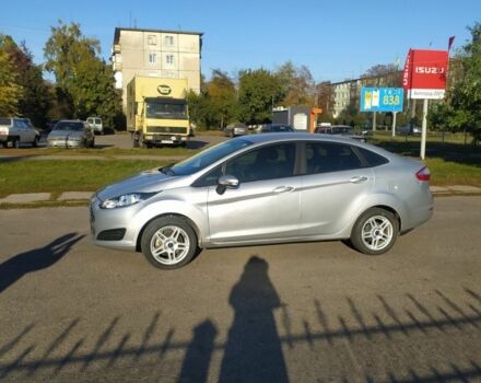 Сірий Форд Фієста, об'ємом двигуна 1.6 л та пробігом 132 тис. км за 7500 $, фото 3 на Automoto.ua