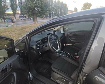 Сірий Форд Фієста, об'ємом двигуна 1.6 л та пробігом 37 тис. км за 10100 $, фото 14 на Automoto.ua