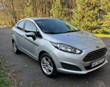 Сірий Форд Фієста, об'ємом двигуна 1.6 л та пробігом 142 тис. км за 6700 $, фото 4 на Automoto.ua