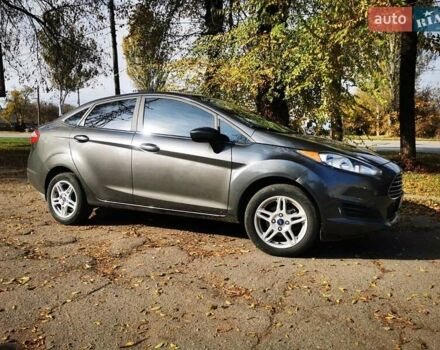 Сірий Форд Фієста, об'ємом двигуна 1.6 л та пробігом 64 тис. км за 9200 $, фото 4 на Automoto.ua