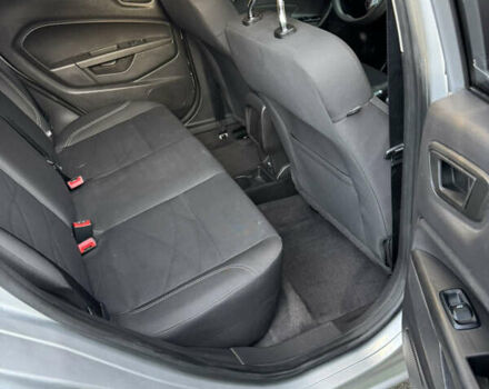 Сірий Форд Фієста, об'ємом двигуна 1.6 л та пробігом 142 тис. км за 6700 $, фото 18 на Automoto.ua