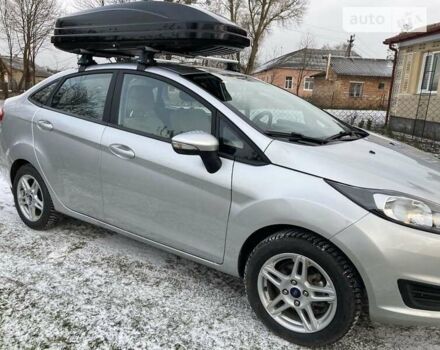 Сірий Форд Фієста, об'ємом двигуна 1.6 л та пробігом 106 тис. км за 8100 $, фото 4 на Automoto.ua