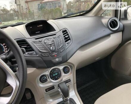 Сірий Форд Фієста, об'ємом двигуна 1.6 л та пробігом 106 тис. км за 8100 $, фото 9 на Automoto.ua