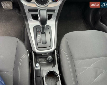 Сірий Форд Фієста, об'ємом двигуна 1.6 л та пробігом 59 тис. км за 9000 $, фото 16 на Automoto.ua