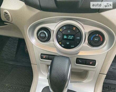 Сірий Форд Фієста, об'ємом двигуна 1.6 л та пробігом 106 тис. км за 8100 $, фото 16 на Automoto.ua