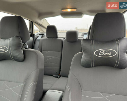 Сірий Форд Фієста, об'ємом двигуна 1.6 л та пробігом 59 тис. км за 9000 $, фото 15 на Automoto.ua